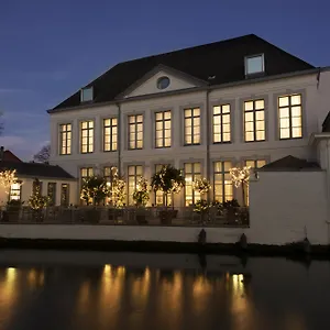 Cleef Hotel